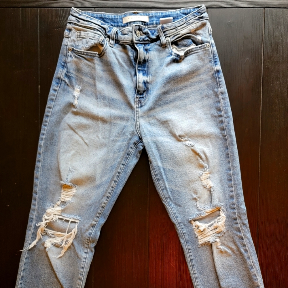 Eunina Tobi super high rise distressed mom Jean sz 9 ankle jeans